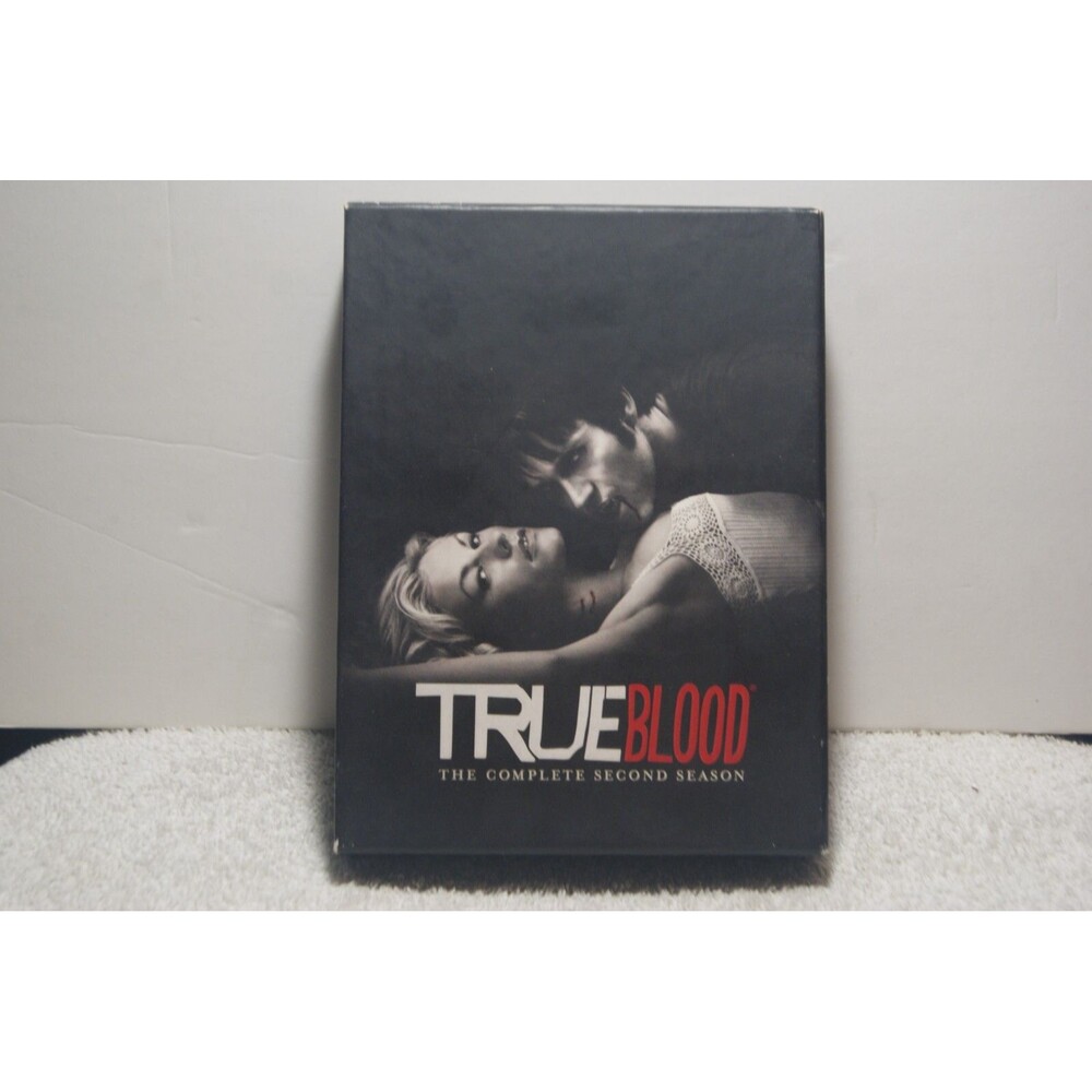True Blood: Season 2 (DVD 5 DIsc Set )HBO There Back More Vampire More Lore